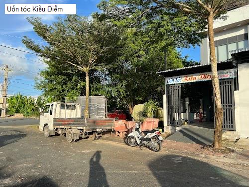 Hình ảnh Uốn tóc Kiều Diễm